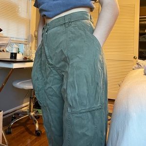 NWT✨✨ Urban Outfitters Army Green Jogger